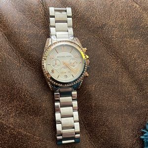 Michael Kors two tone woman’s oversized watch - needs battery